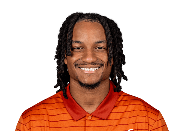 Darius Snow headshot