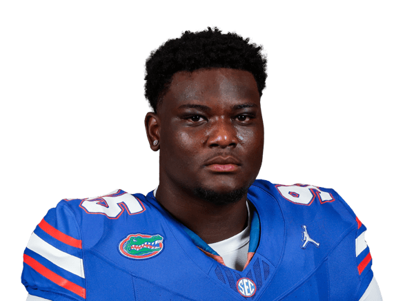 Jamari Lyons headshot