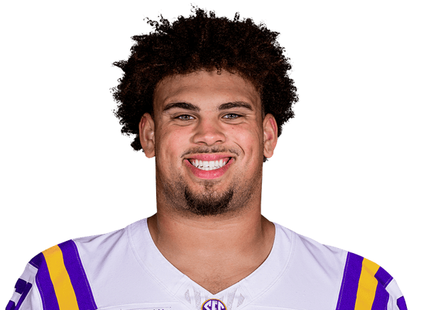Braelin Moore headshot