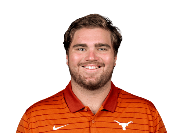 Connor Robertson headshot