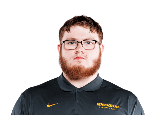 Logan Reichert headshot