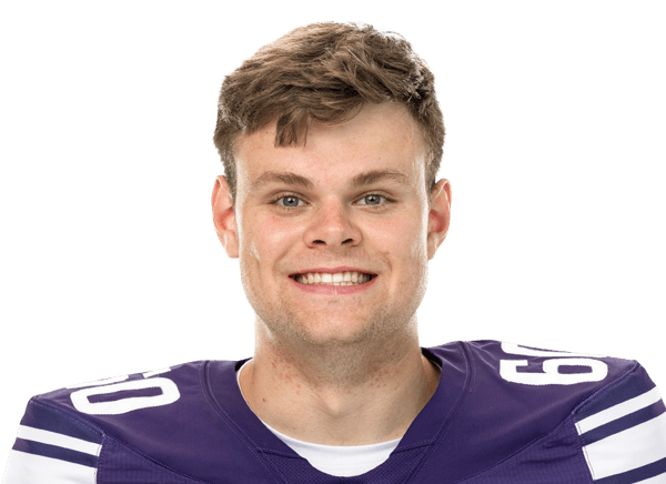 Evan Boutorwick headshot