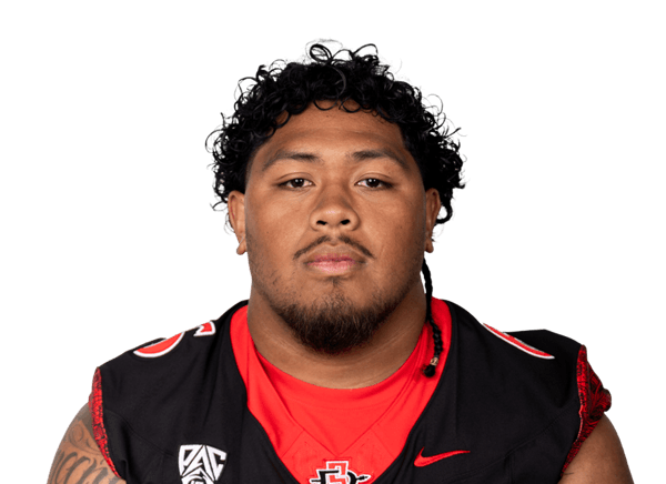 Malachi Finau headshot