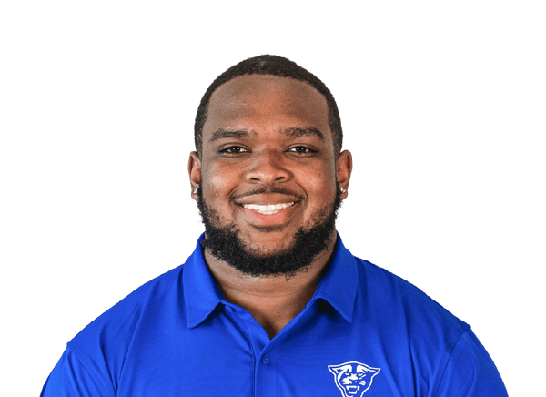 Tyhler Williams headshot