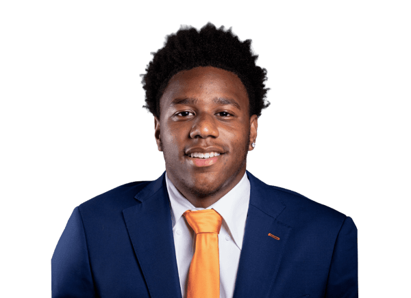 Amare Snowden headshot