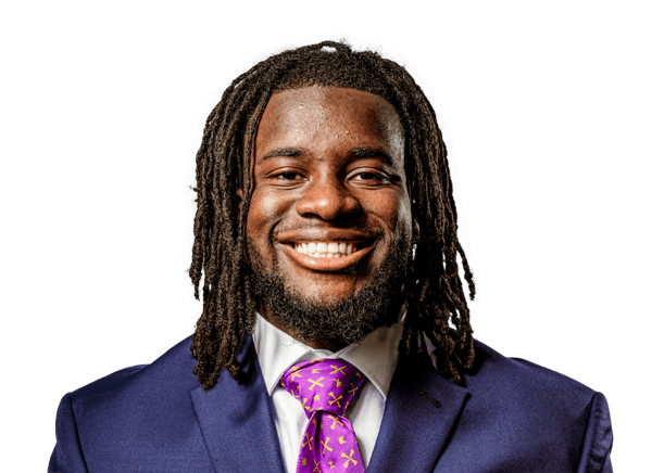 Julien Davis headshot