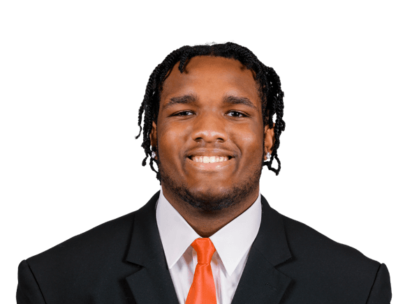 Daniel Calhoun headshot