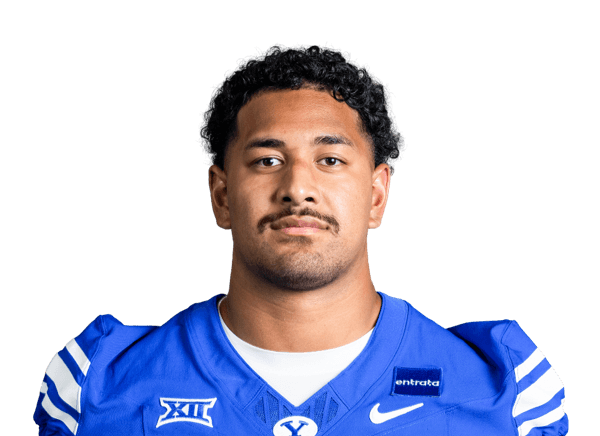 Paki Finau headshot