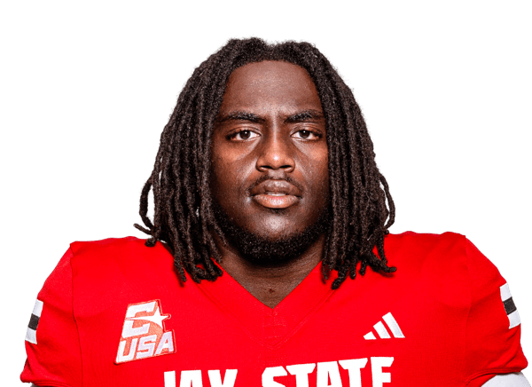 Caleb Holmes headshot