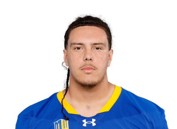 Manuel Serna headshot