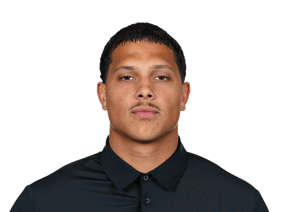 Micah Riley headshot
