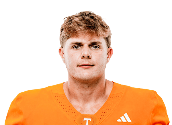 Bennett Brady headshot
