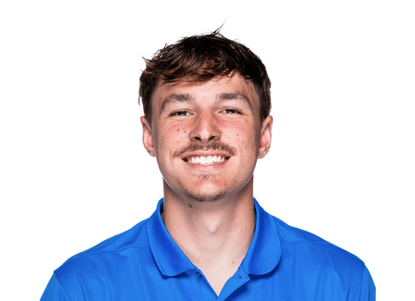 Mason Rivera headshot