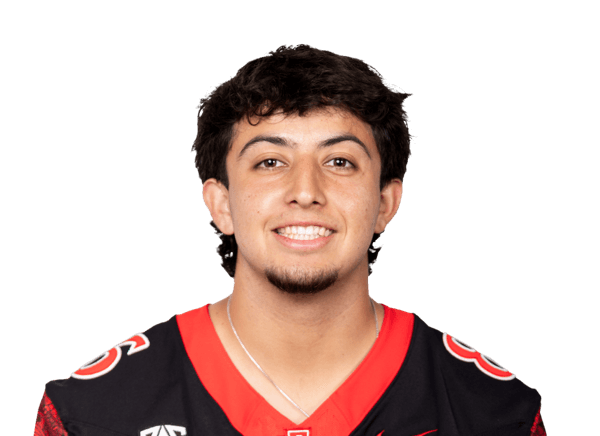 Noah Serna headshot