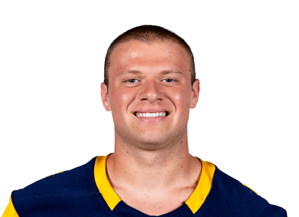 Hunter Hopperton headshot