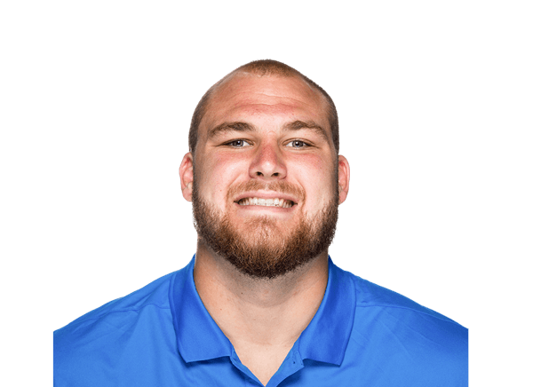 Riley Robell headshot