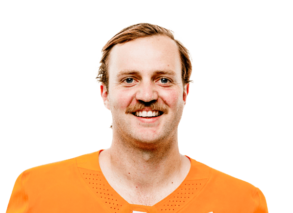 Jackson Ross headshot