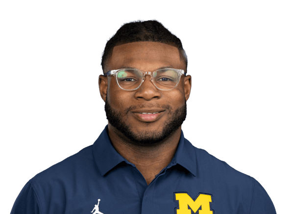 Donovan Johnson headshot