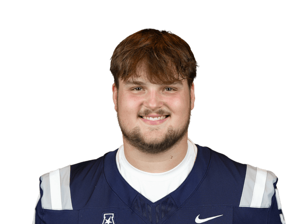 Luke Miller headshot