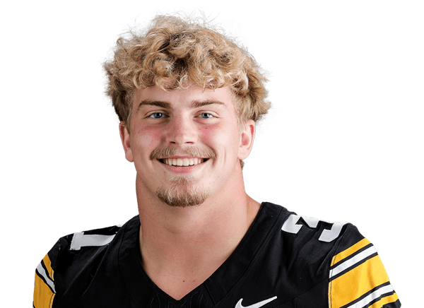 Nolan DeLong headshot