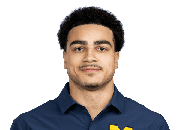 Bryson Kuzdzal headshot