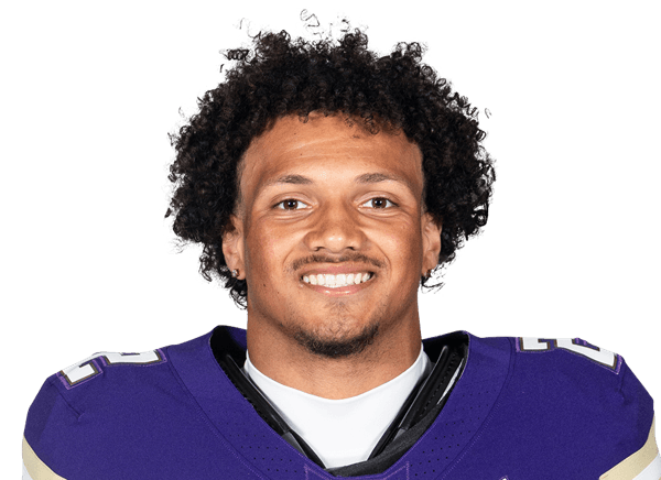 Dezmen Roebuck headshot