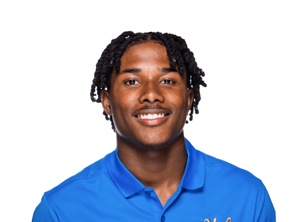 Osiris Gilbert headshot