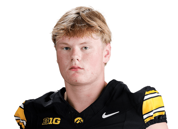 Carson Cooney headshot