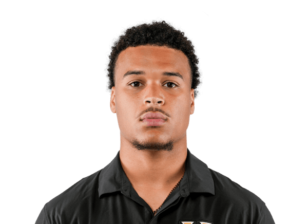 Gabe Fields headshot