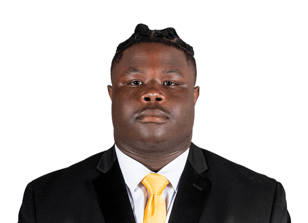 Josiah Pratt headshot
