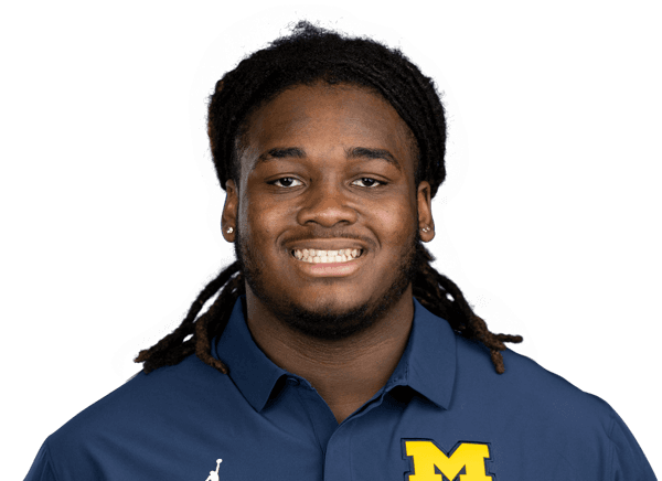 Travis Moten headshot