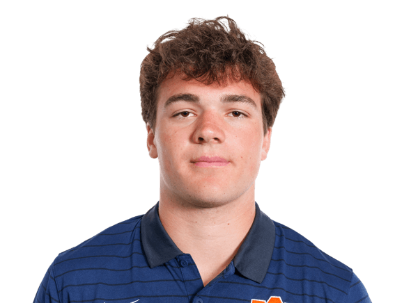 Cade Carlson headshot