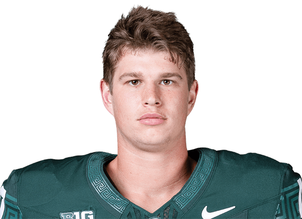 Reeves Taylor headshot