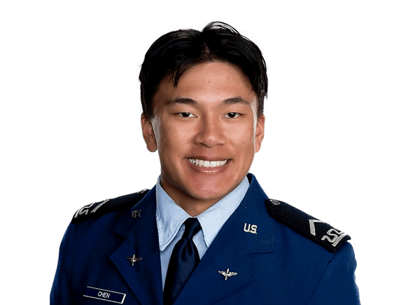 Kyle Chen headshot