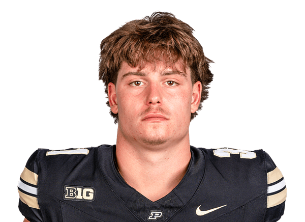 Carter Holsworth headshot