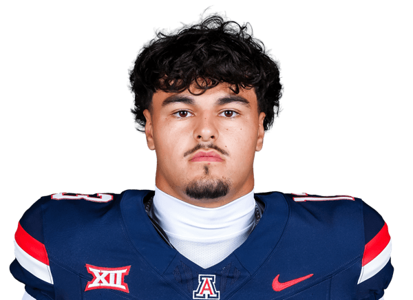 Cam Chapa headshot