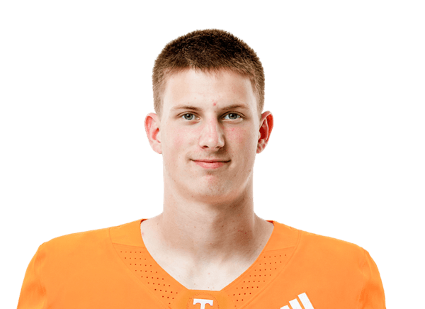 Mason Phillips headshot