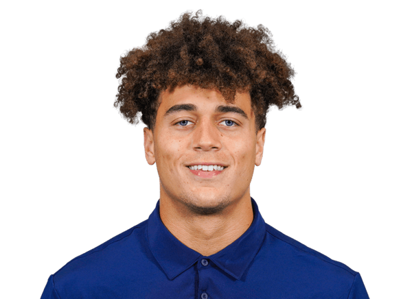 Dominick Davis headshot