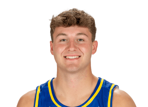 Kalen Garry headshot