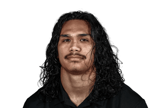 Devon Tauaefa headshot