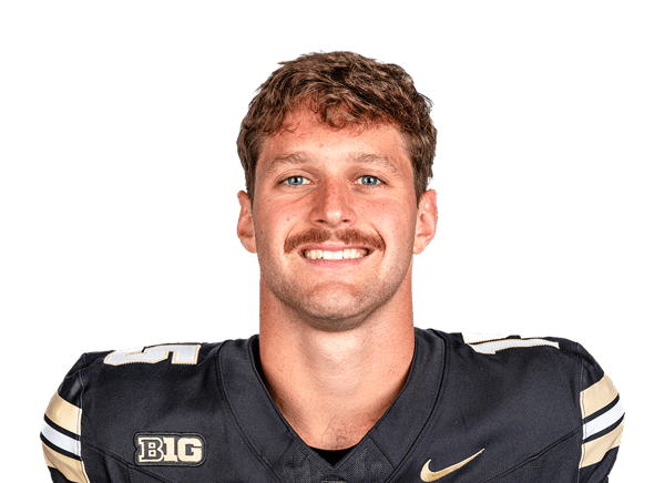 Ryan Browne headshot