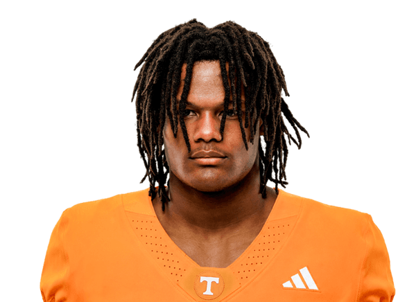 Tevis Metcalf headshot