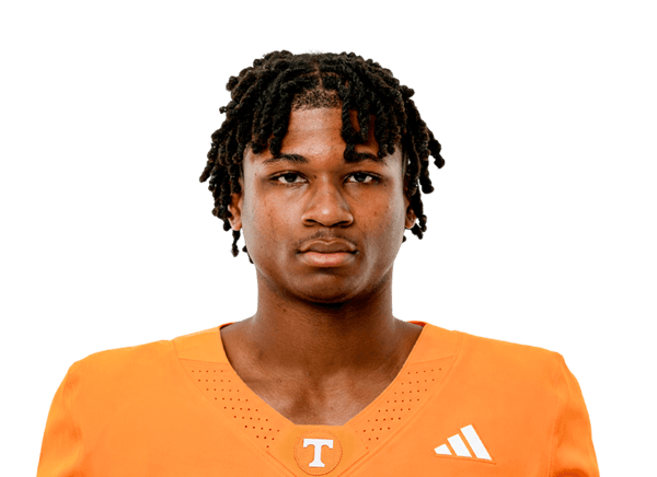 Travis Smith Jr. headshot