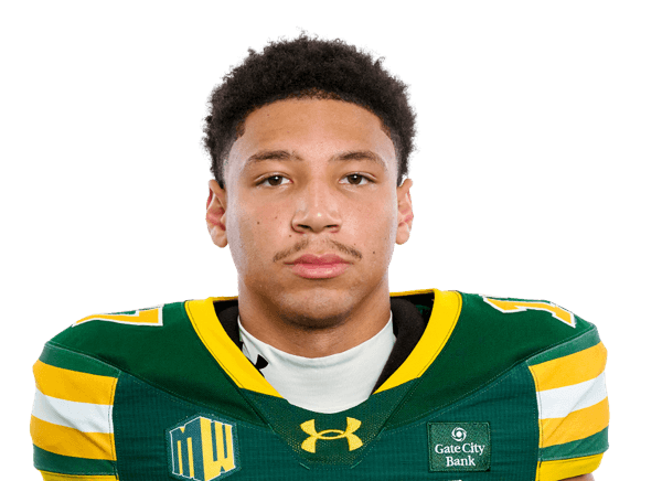 Isiah St. Romain headshot